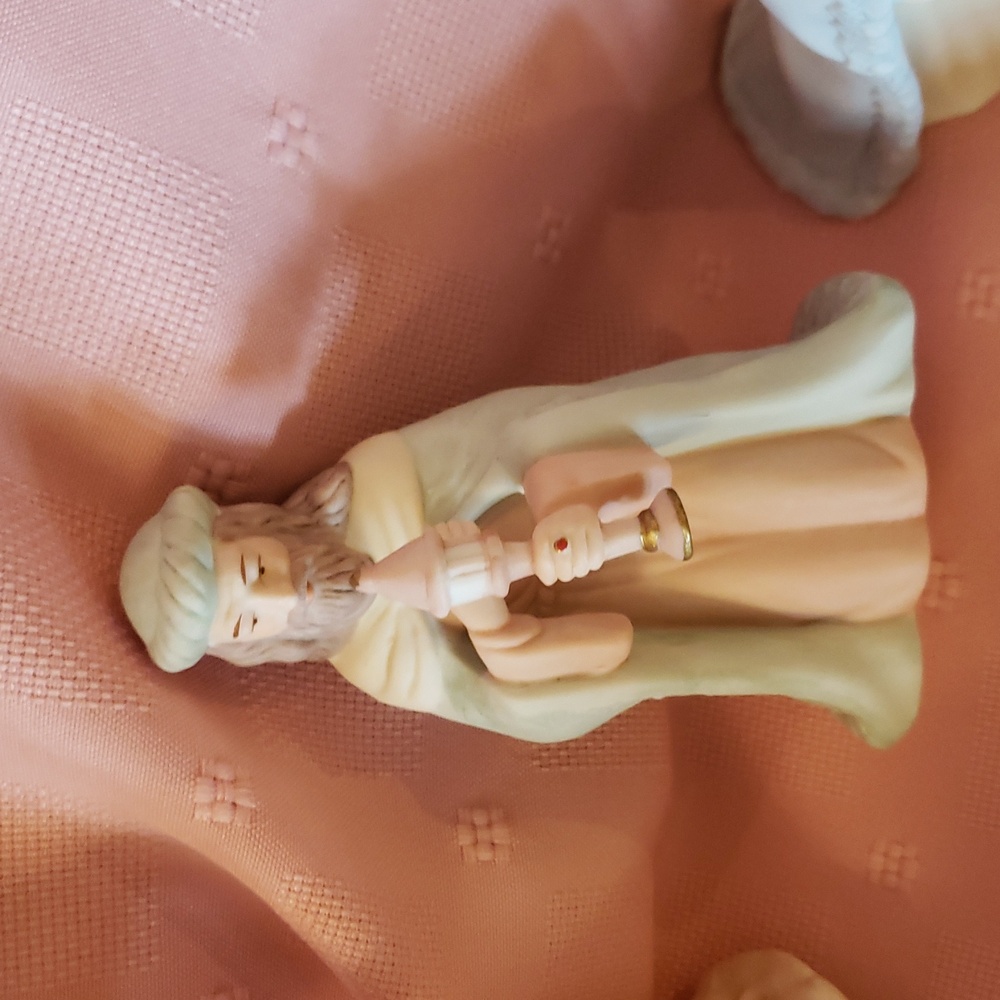 🎄The Christopher Collection "Spirit Of Bethlehem" Nativity Scene Nine Piece Set - Picture 5 of 11